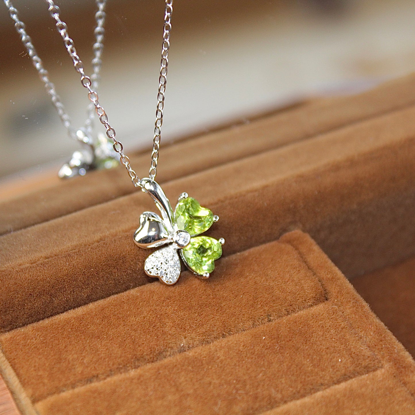 Natural Peridot Spring Clover Necklace