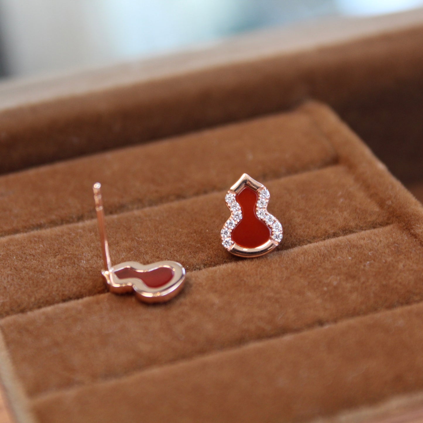 14K Solid Rose Gold Red Agate Hulu Earrings