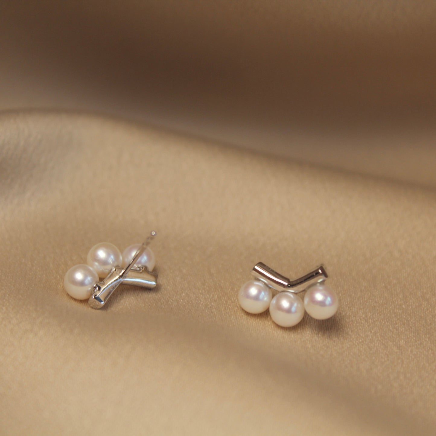 14K Solid White Gold Natural Pearl Earrings