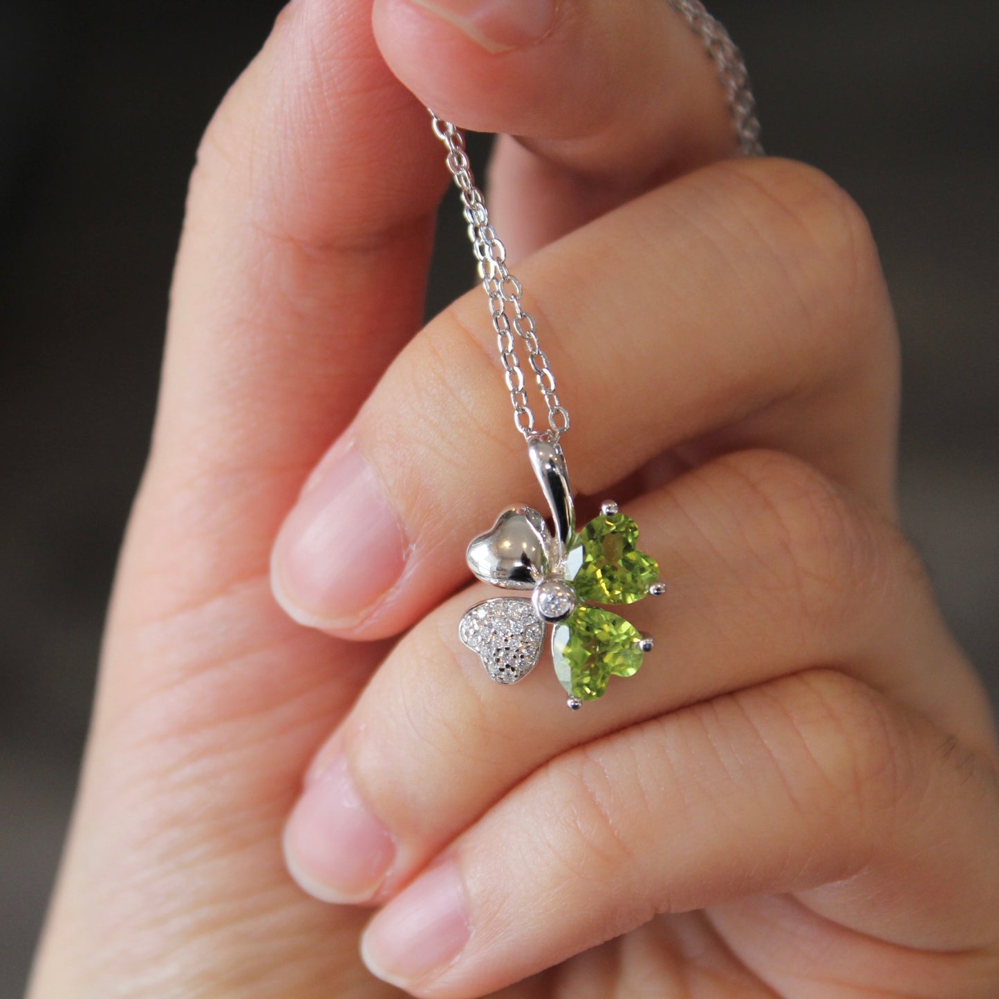 Natural Peridot Spring Clover Necklace