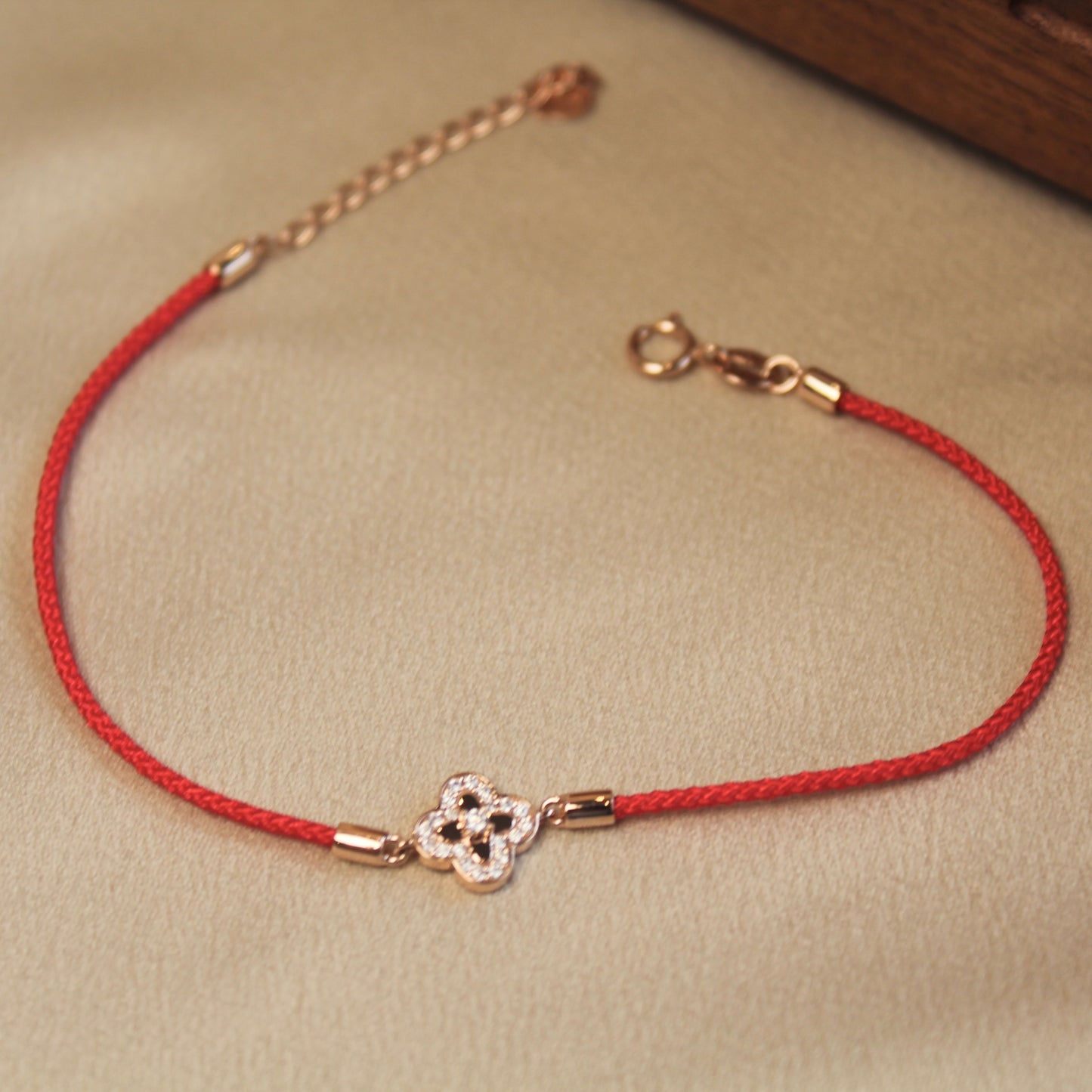 14K Solid Rose Gold Double-Sided Clover Red Bracelet