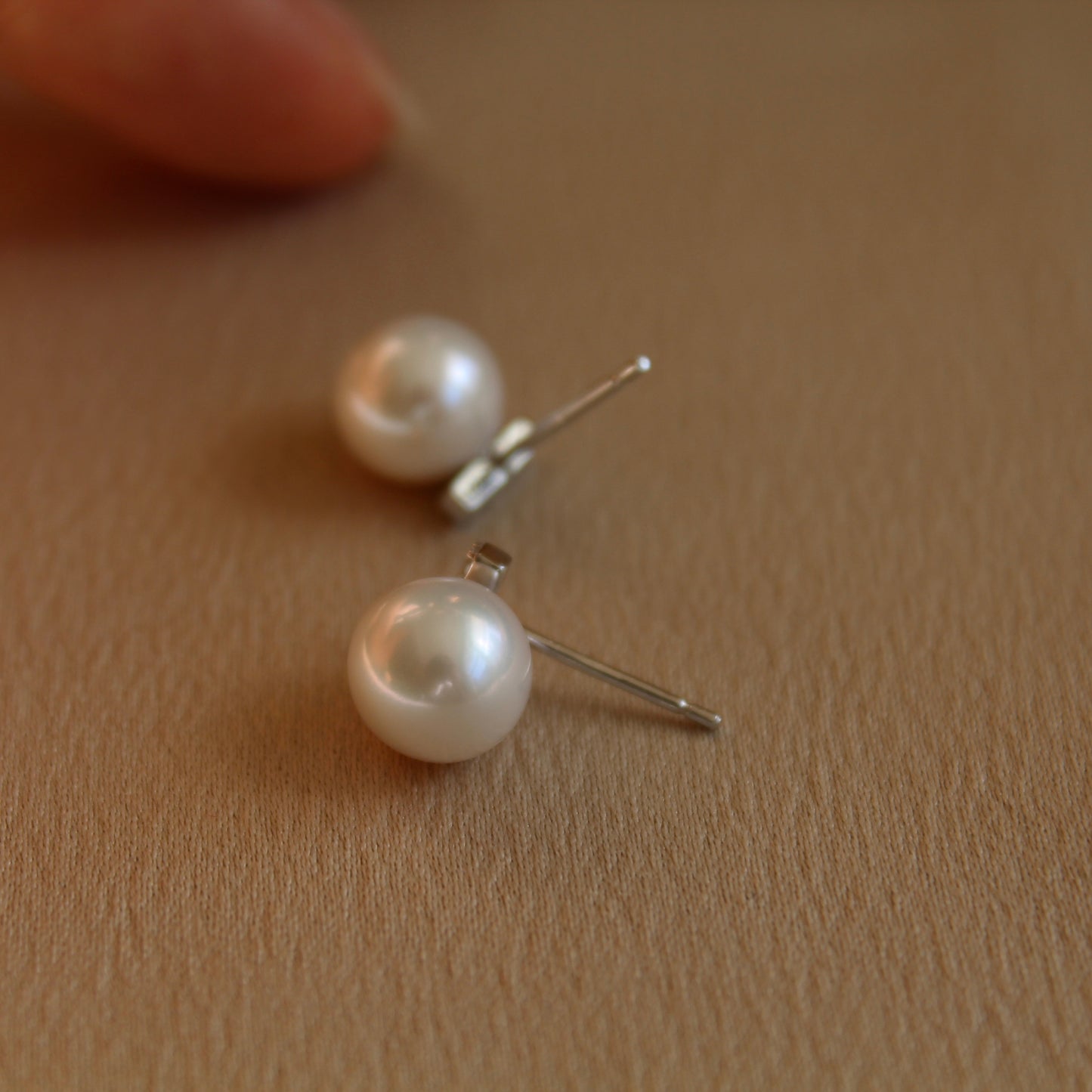 Balance Bar Natural Pearl Earrings