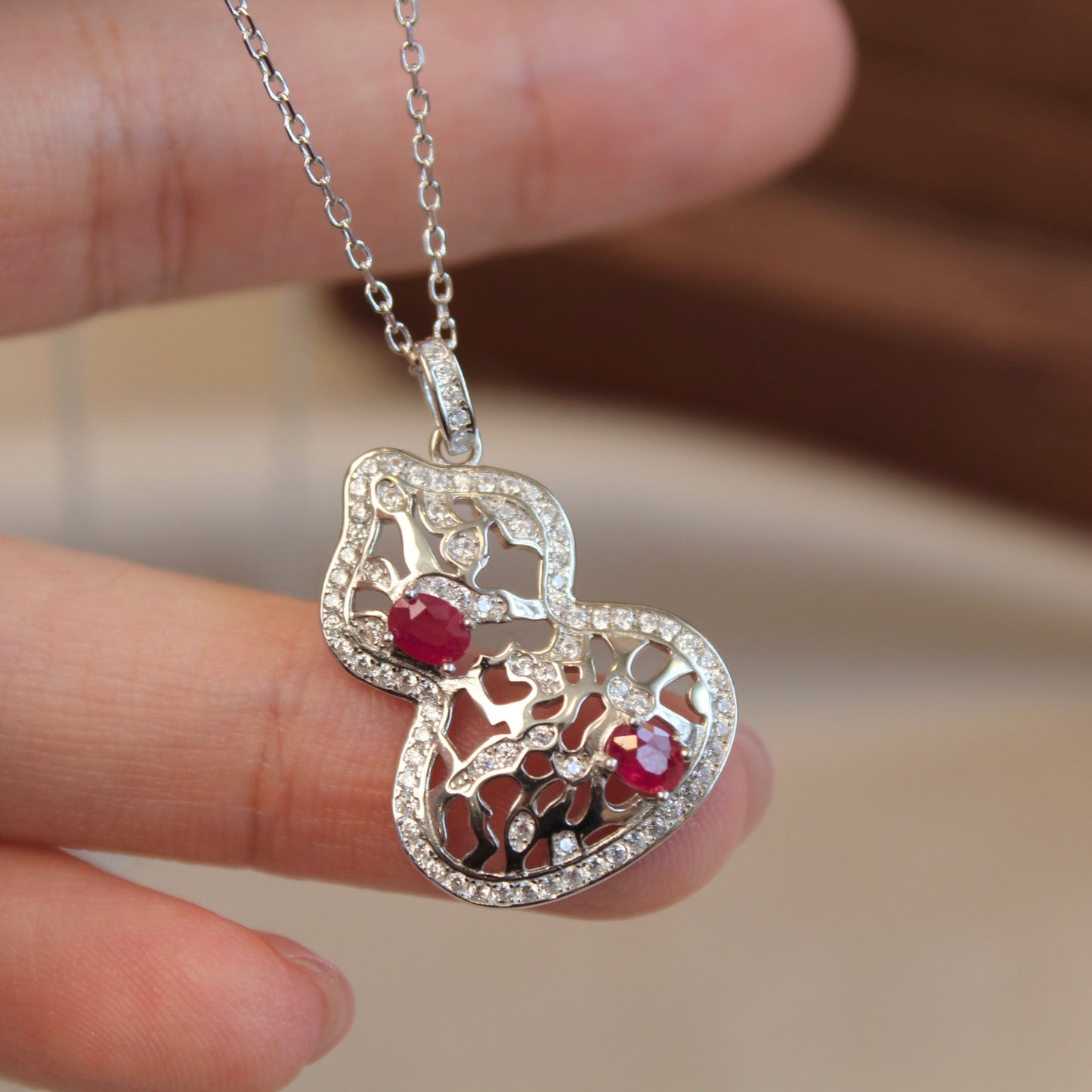 Hollow Hulu Natural Ruby Necklace