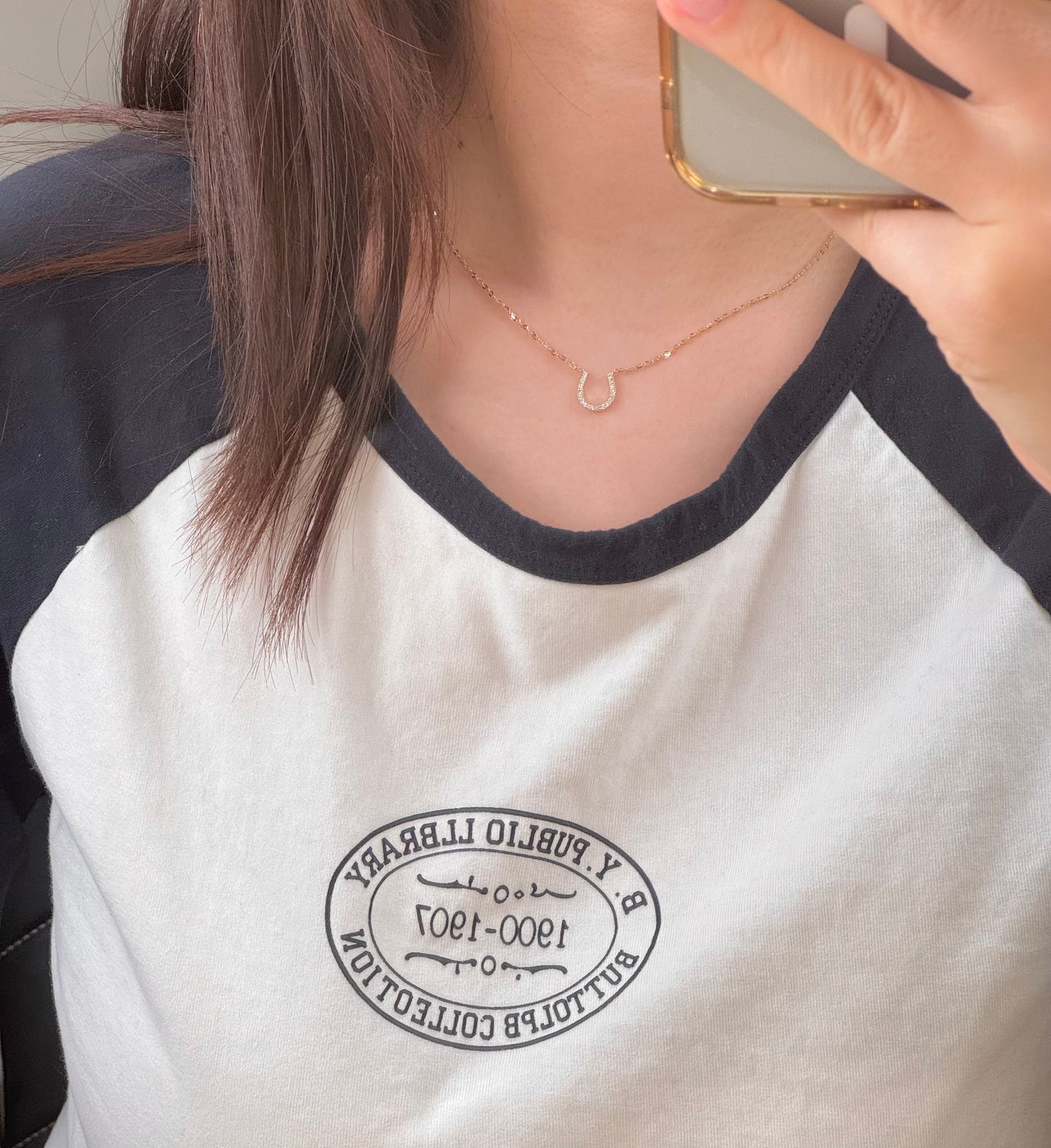 14K Solid Gold Horseshoe Moissanite Necklace