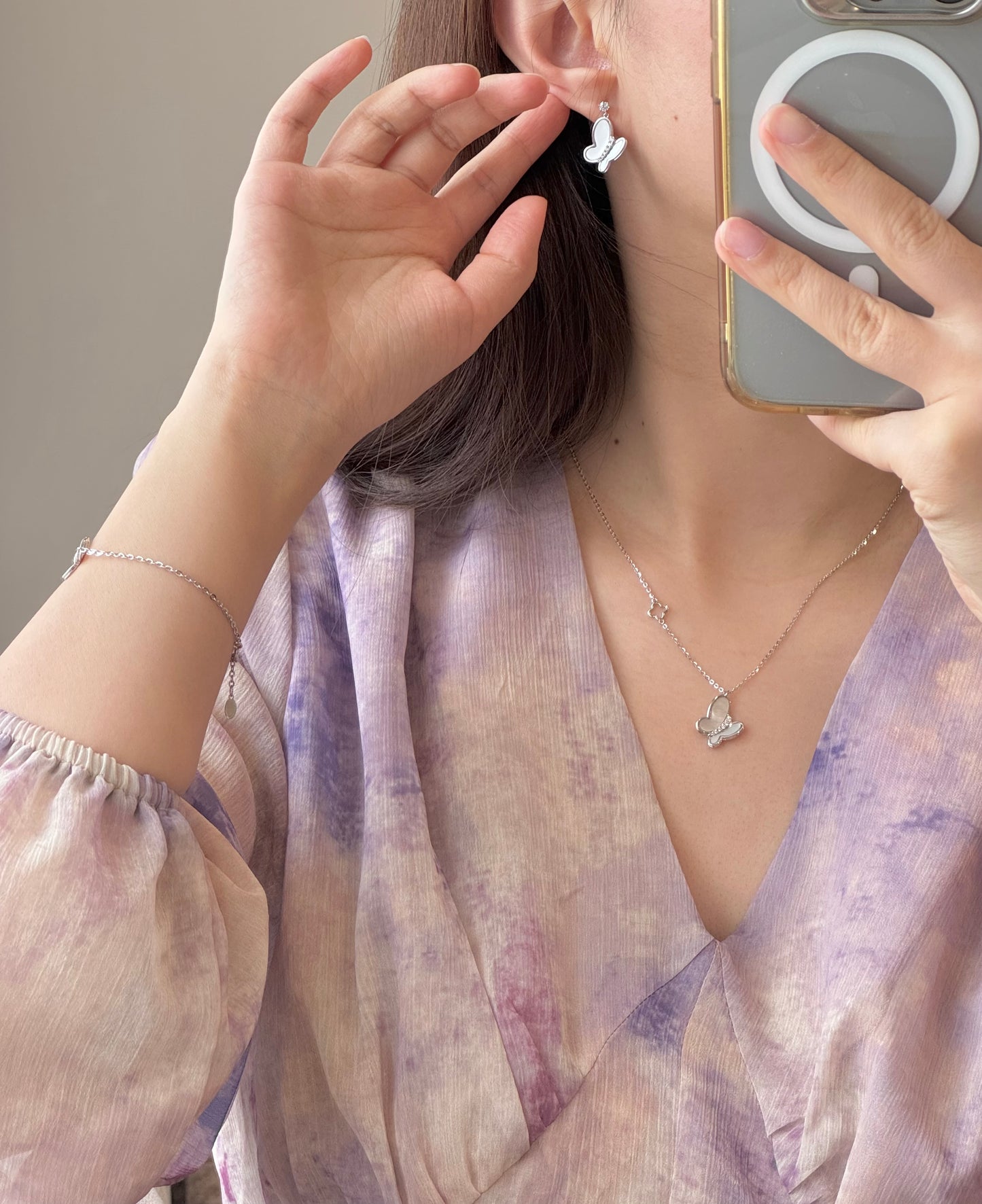 Butterfly Mother of Pearl Necklace, Silver Color