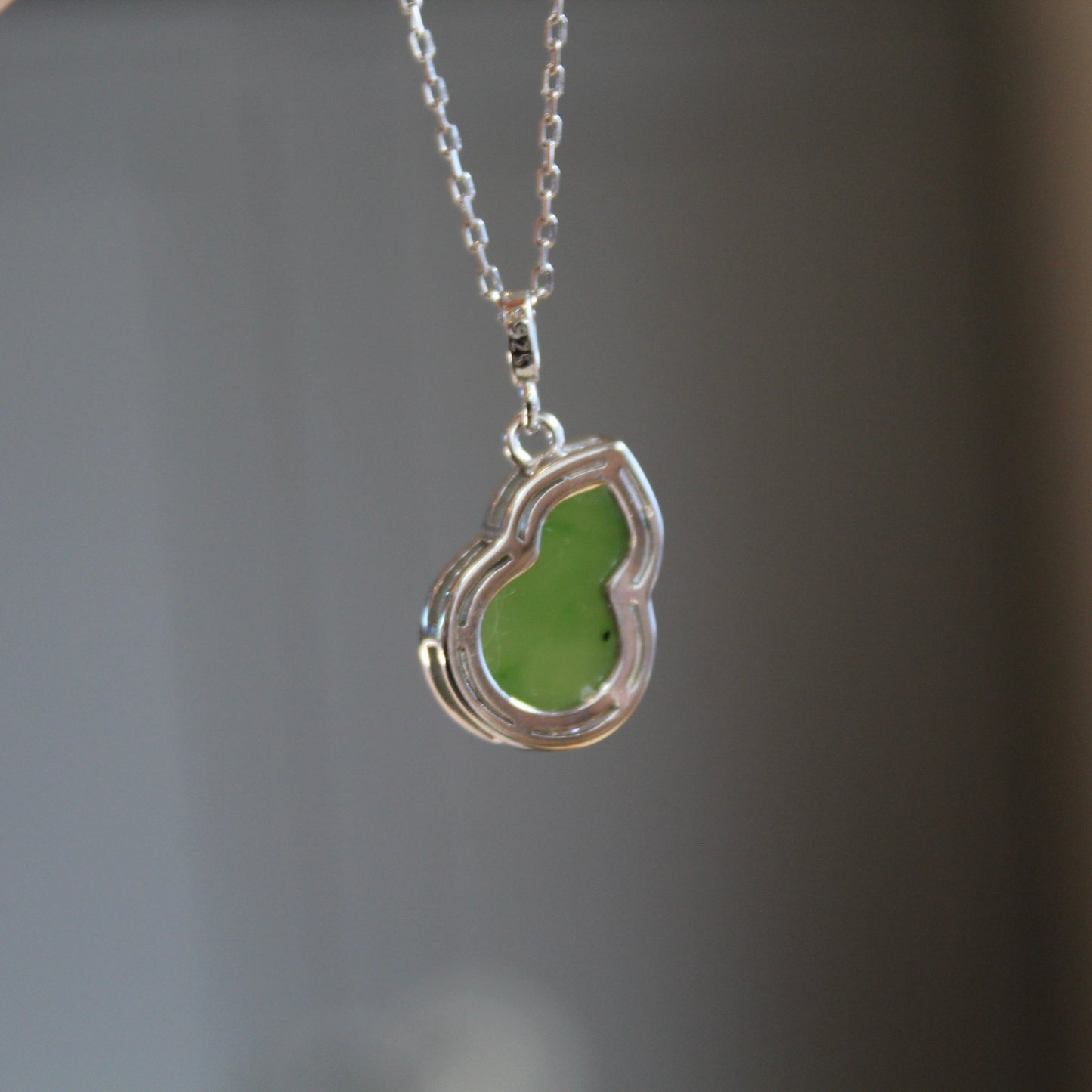 Natural Green Jade Hulu Necklace