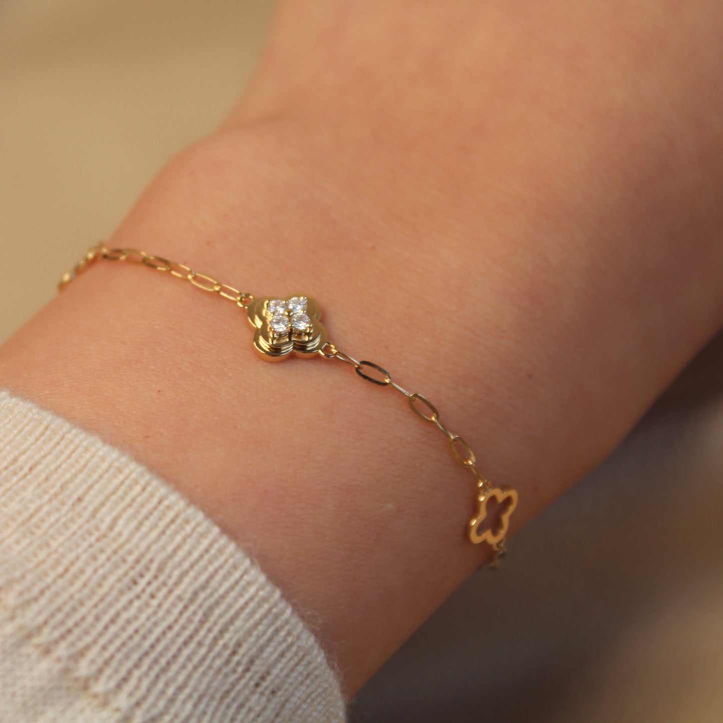 18K Solid Gold Three Clovers Bracelet