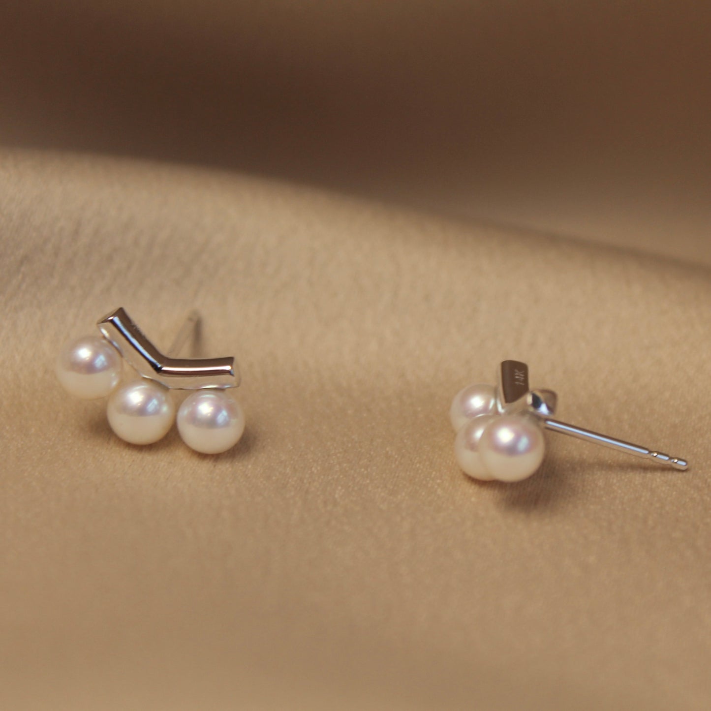 14K Solid White Gold Natural Pearl Earrings
