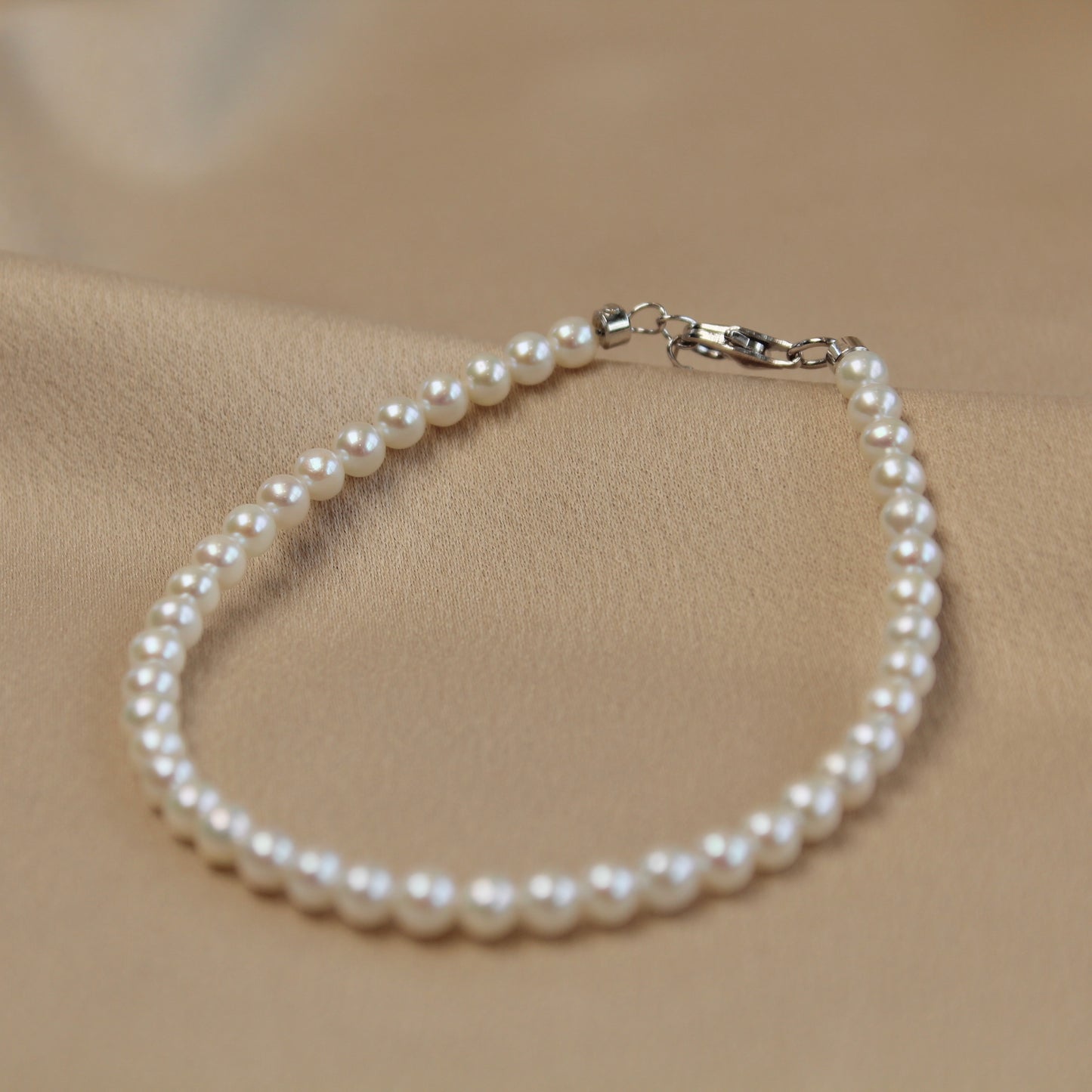 Natural Round Baby Pearl Bracelet, 3 to 4mm