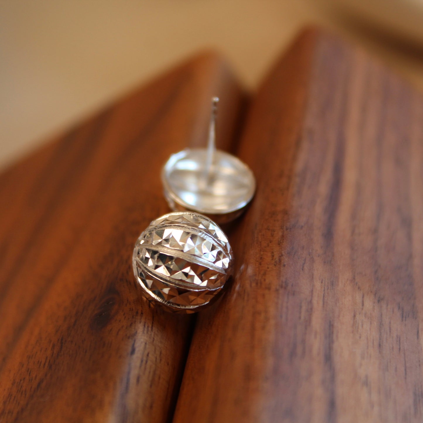 车花工艺 Sparkling Round Earrings