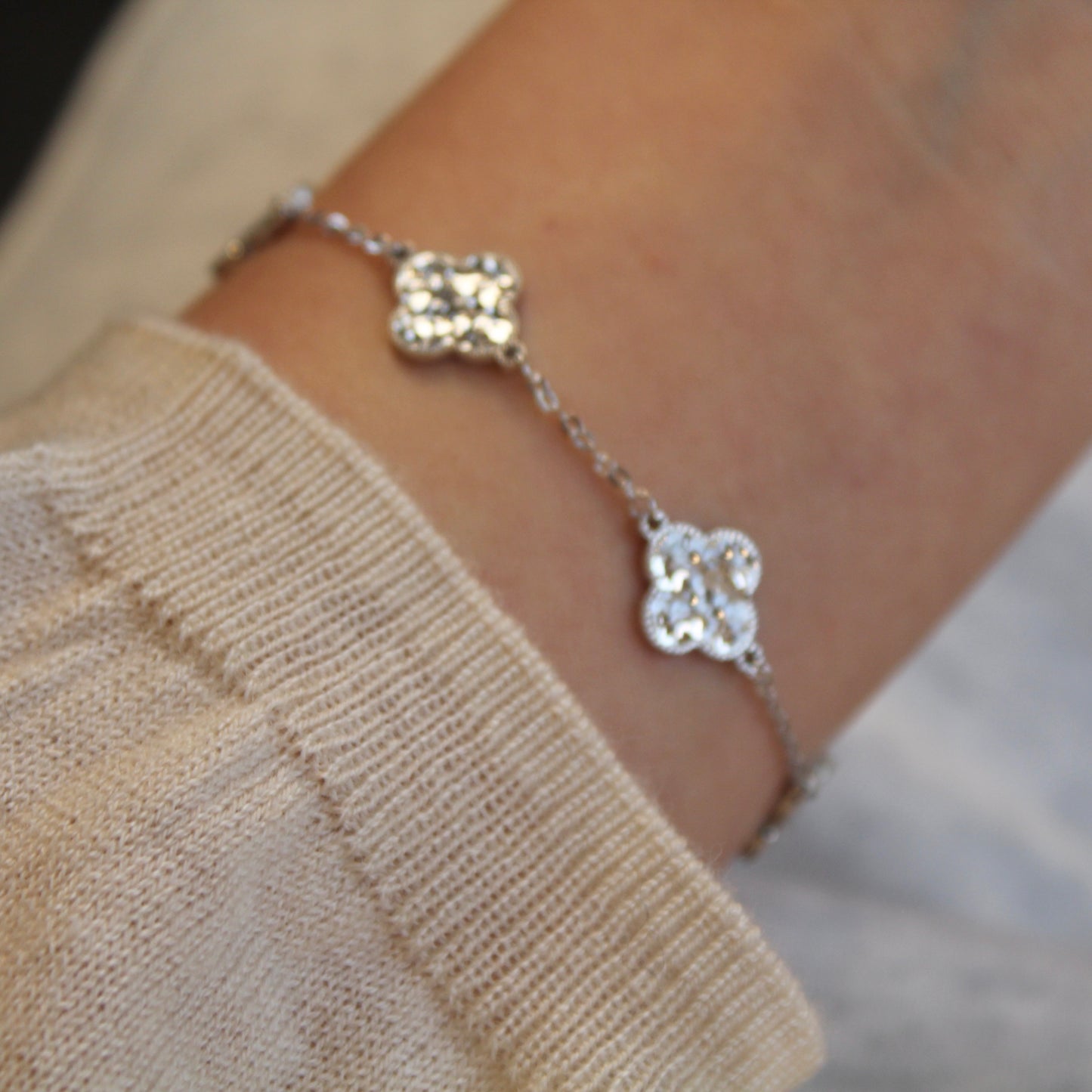 碎冰冰 Sparkling Five Clovers Silver Bracelet