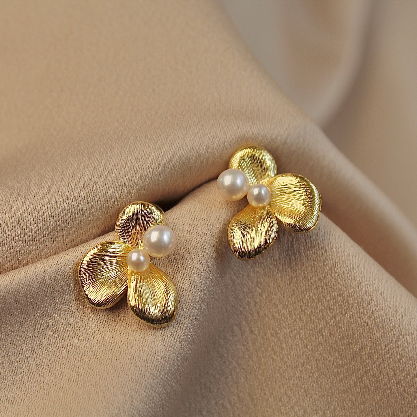 Silk-Drawn Petals Pearl Earrings, Gold Version