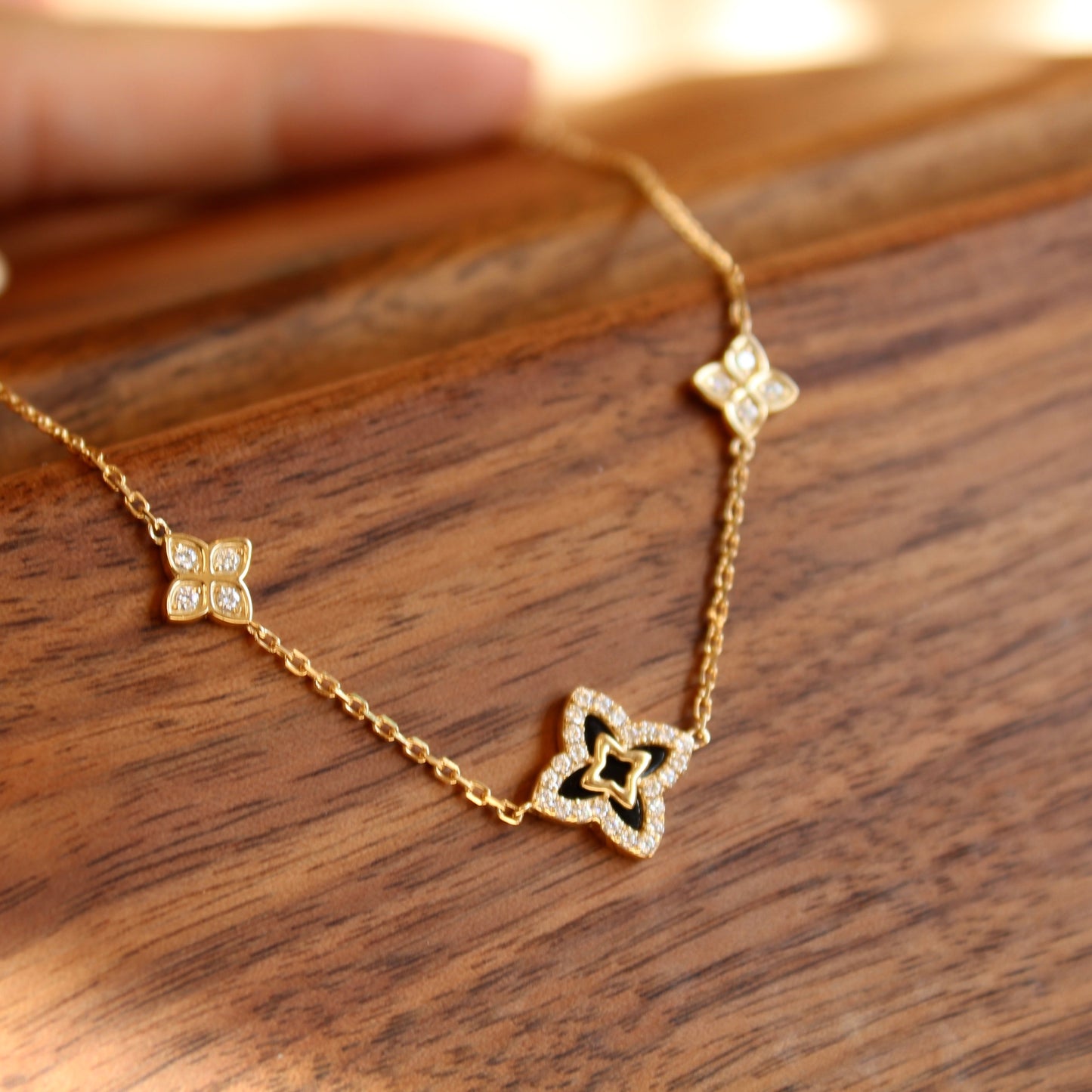 14K Solid Yellow Gold Black Onyx Clover Bracelet