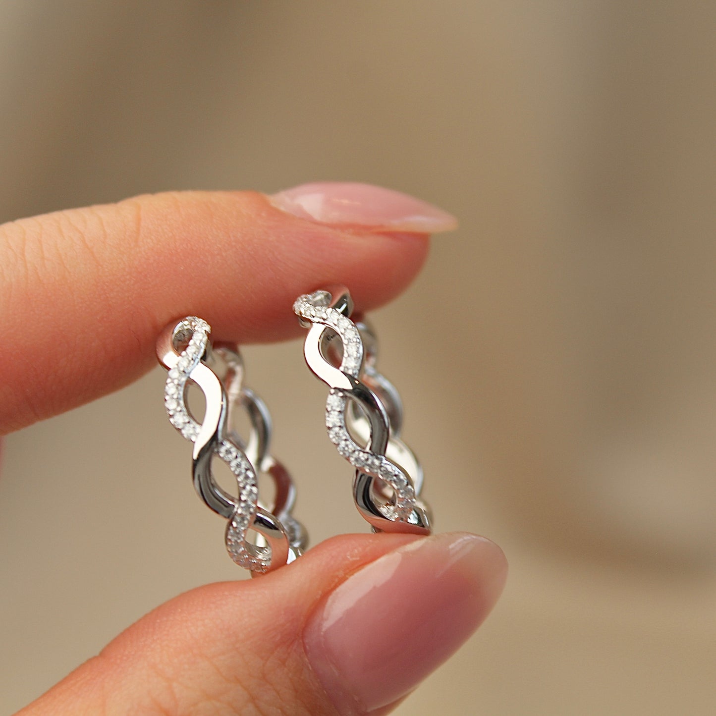 Twisted Wavy Moissanite Hoop Earrings