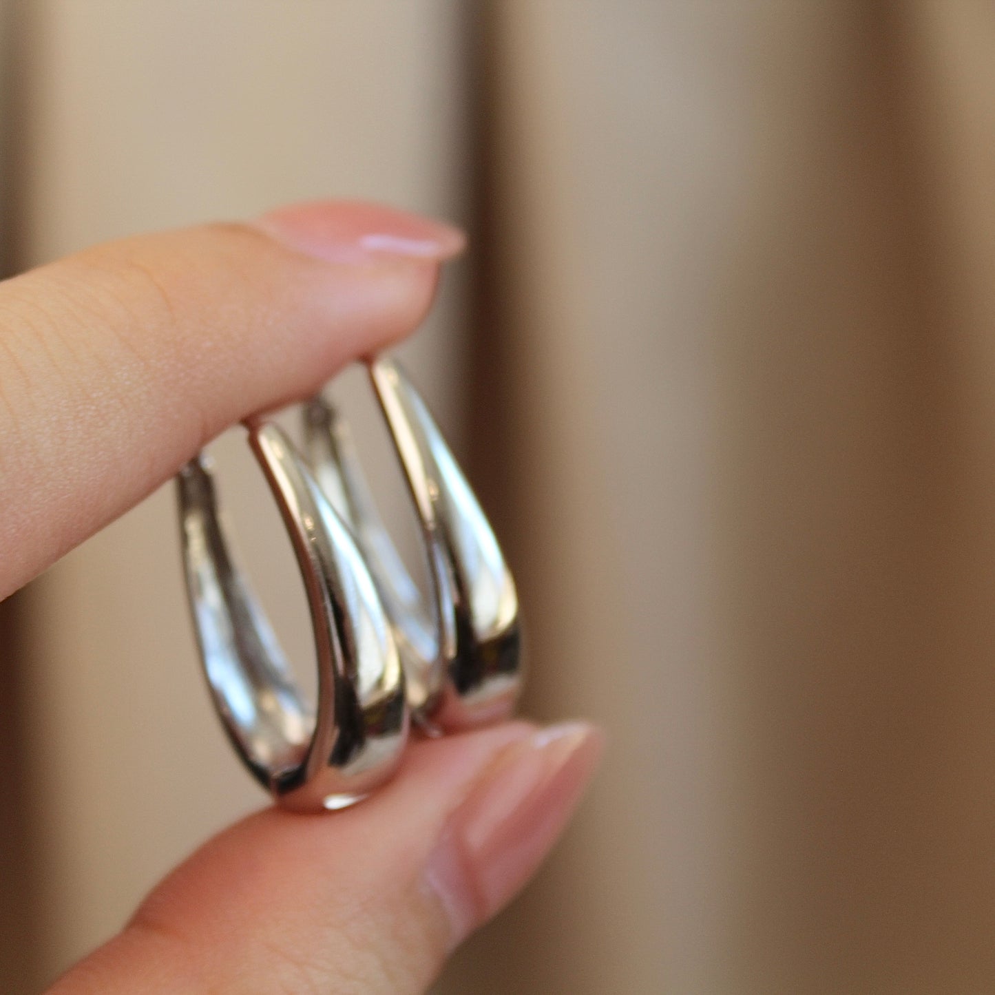 U-Shape Hoop Earrings