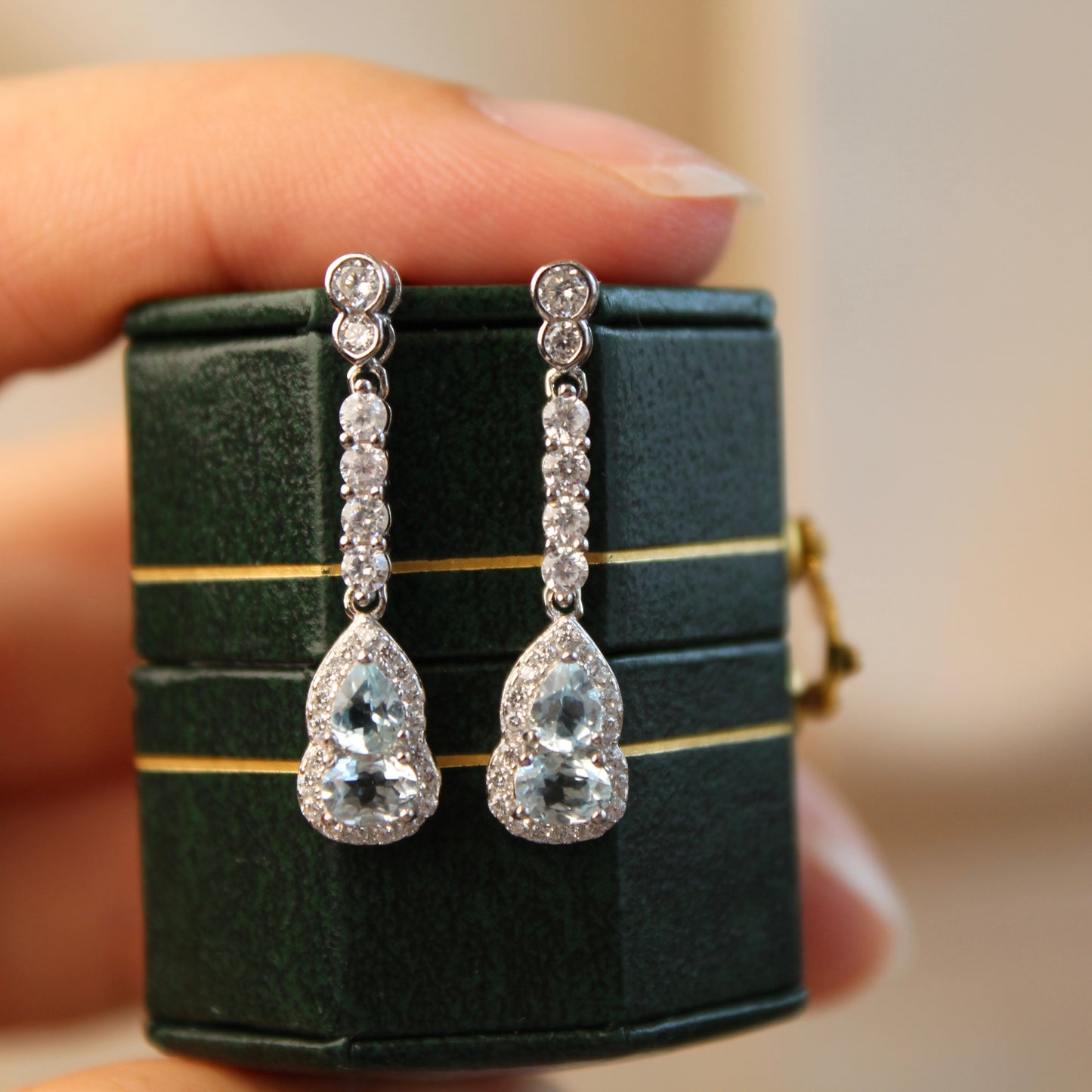 Hulu Natural Aquamarine Tassel Earrings
