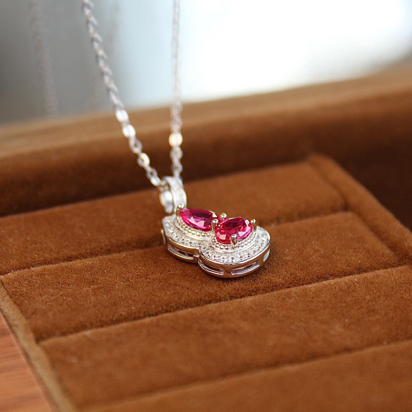 Fortune Red Hulu Necklace, Silver Version