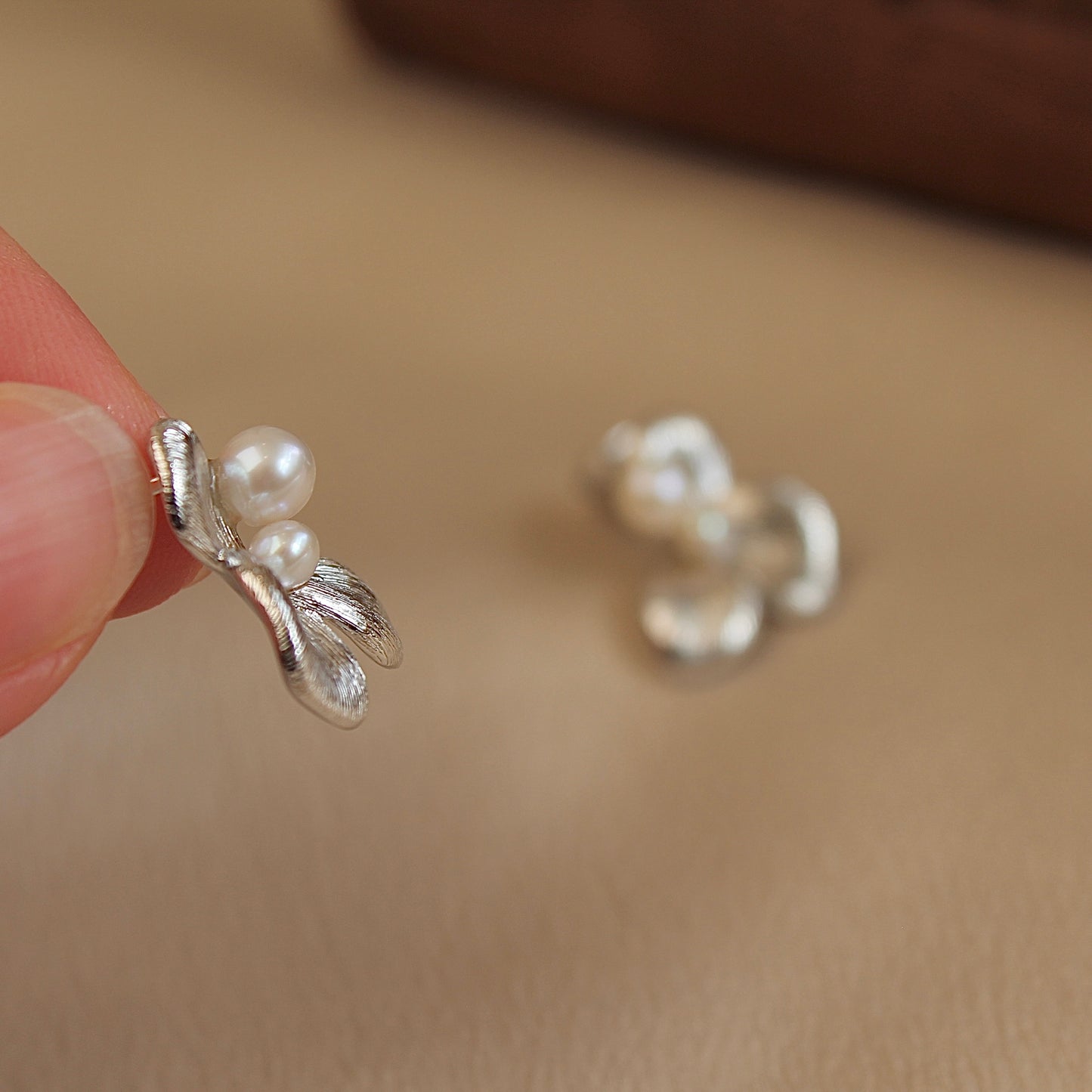 Silk-Drawn Petals Pearl Earrings, Silver Version