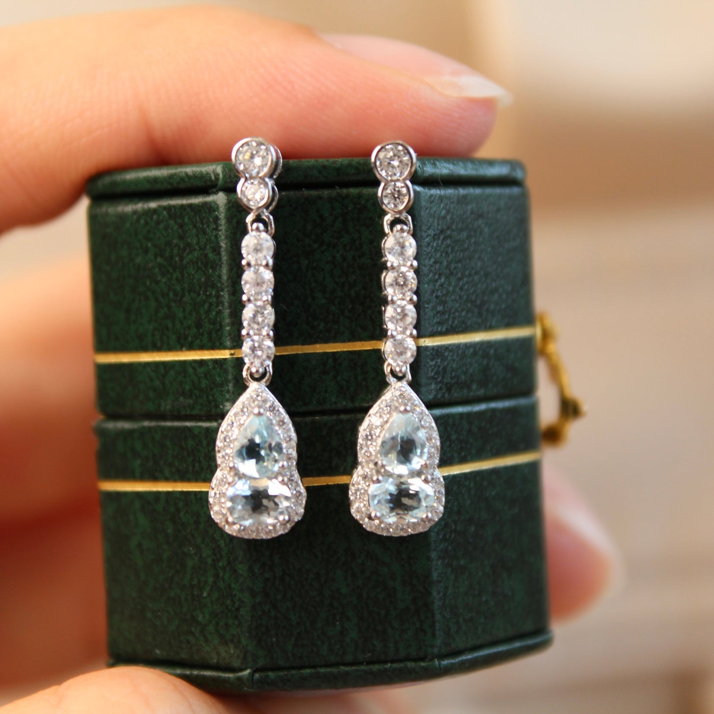 Hulu Natural Aquamarine Tassel Earrings