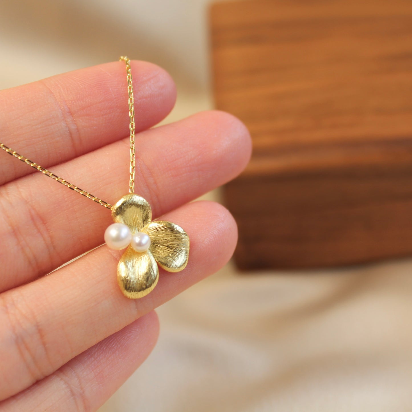 Silk-Drawn Petals Pearl Necklace, Gold Version