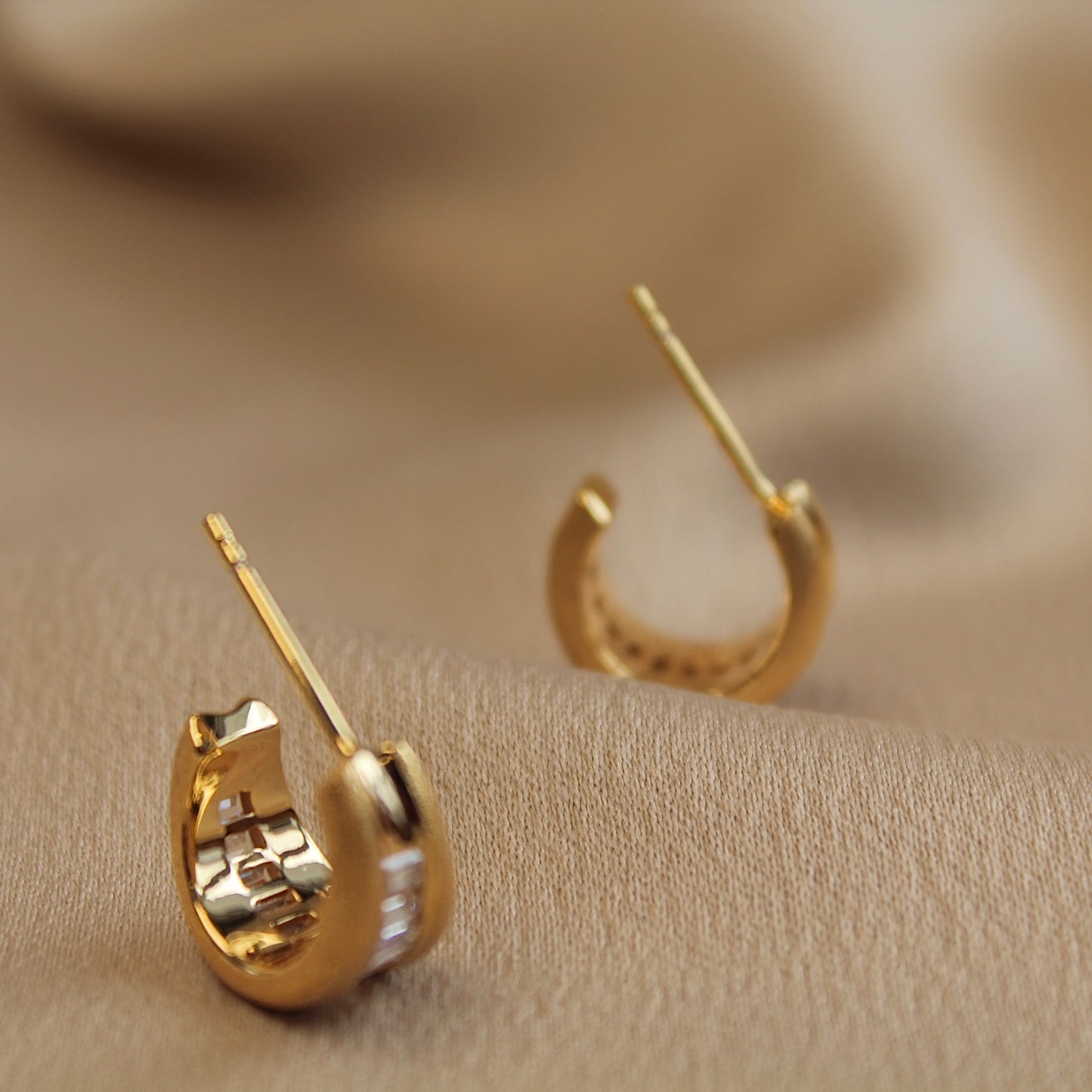 拉丝Half Moon C-Shape Earrings