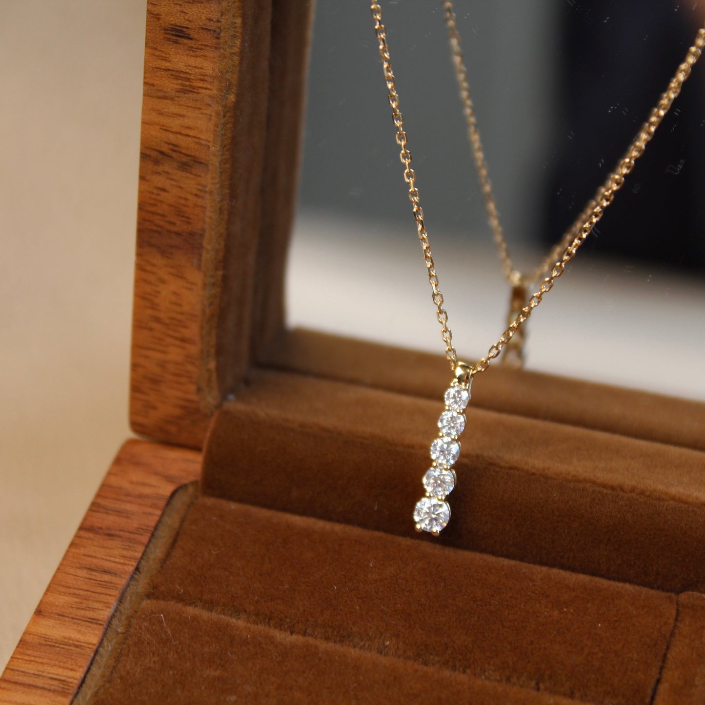 14K Solid Yellow Gold Water-drop Necklace