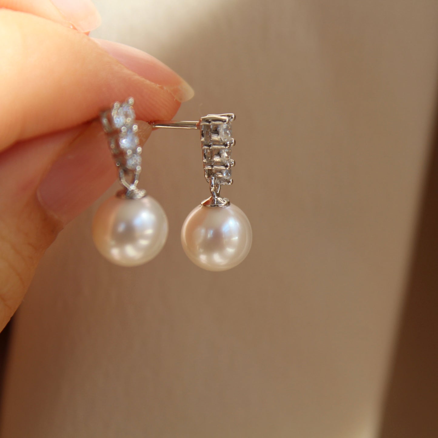 Water-drop Natural Pearl Earrings
