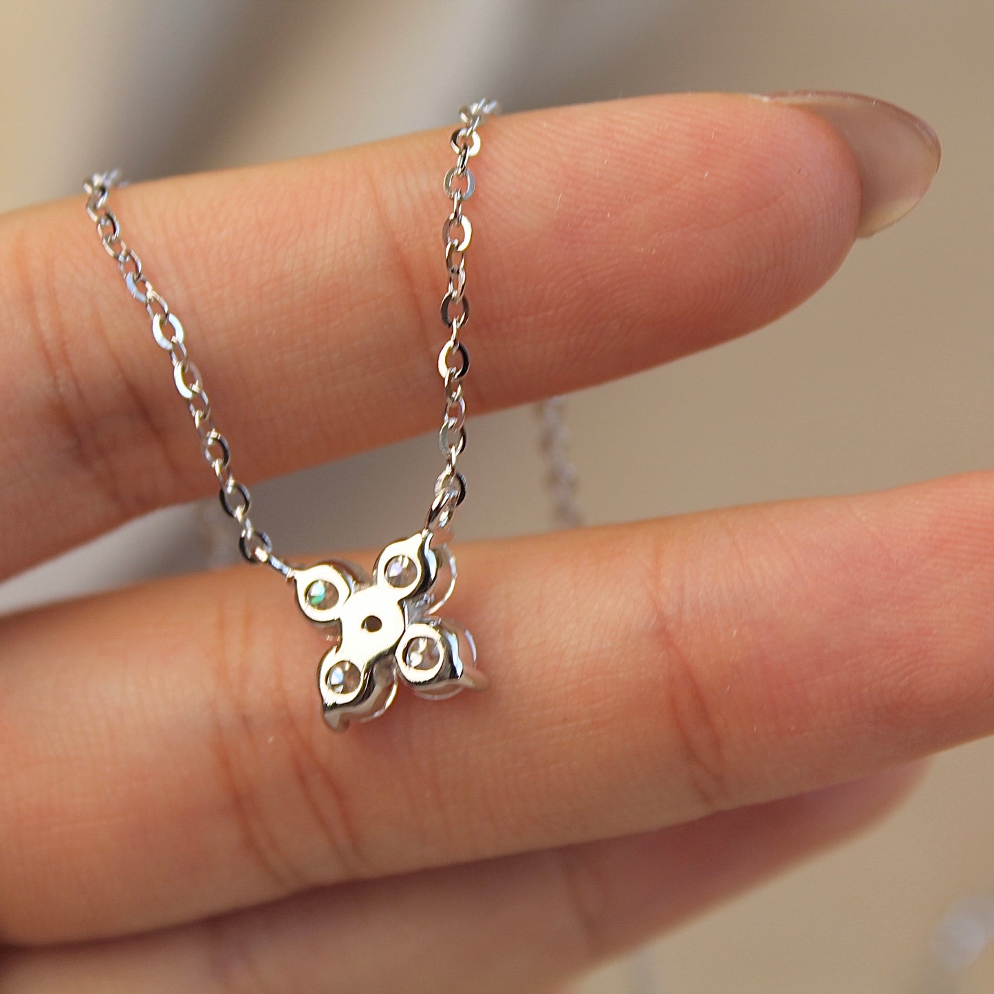 Sparkling Flower Moissanite Necklace, 1.26 Carat