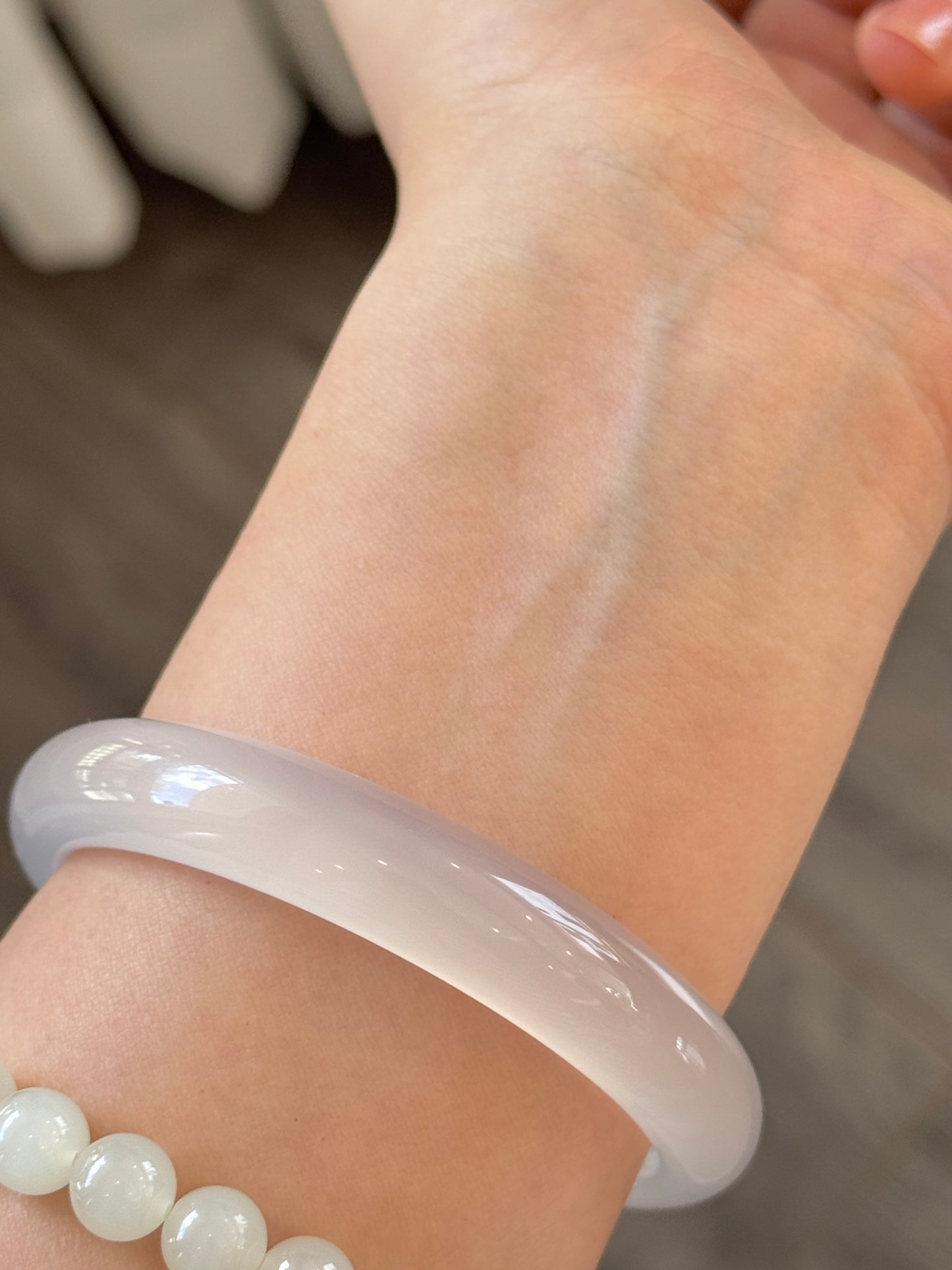 白月光玉髓手镯Bangle Bracelet