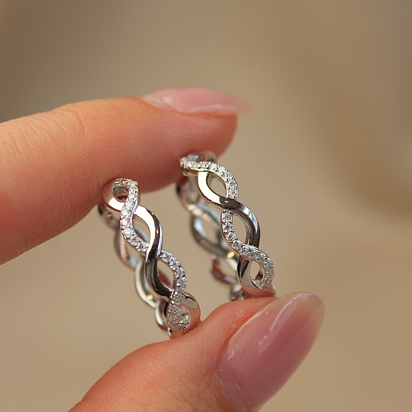 Twisted Wavy Moissanite Hoop Earrings
