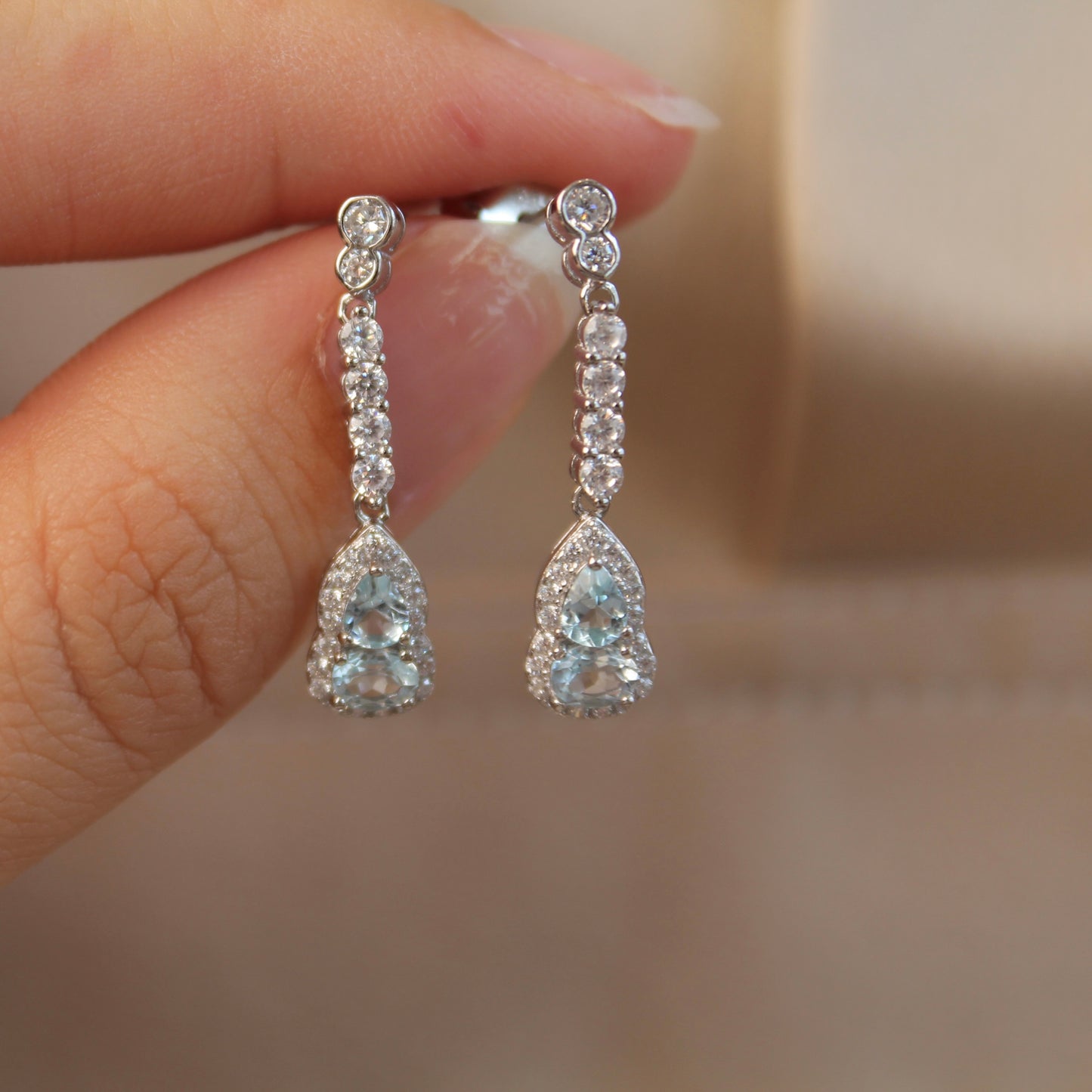 Hulu Natural Aquamarine Tassel Earrings