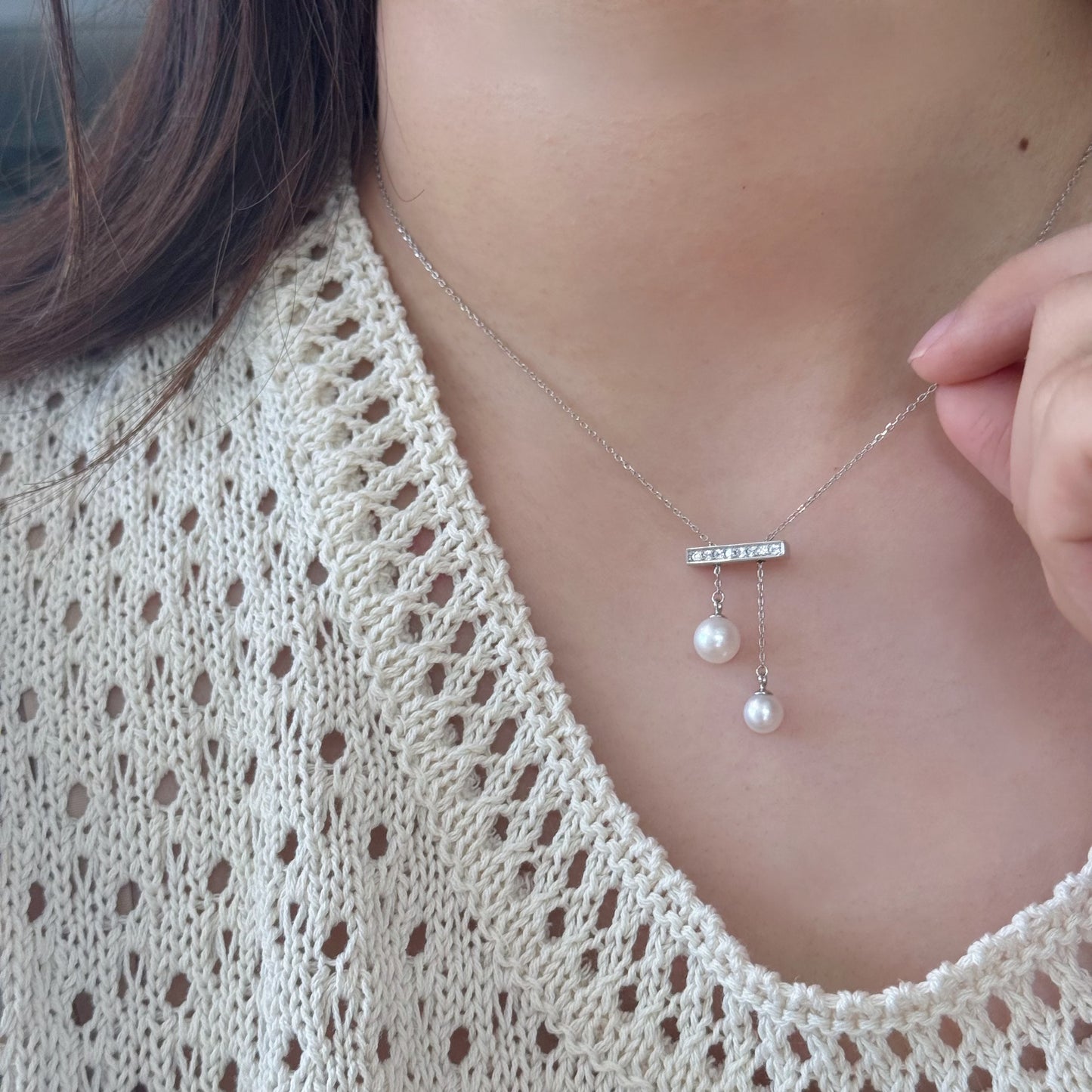 Perfect Round, Balance Bar Pearl Necklace