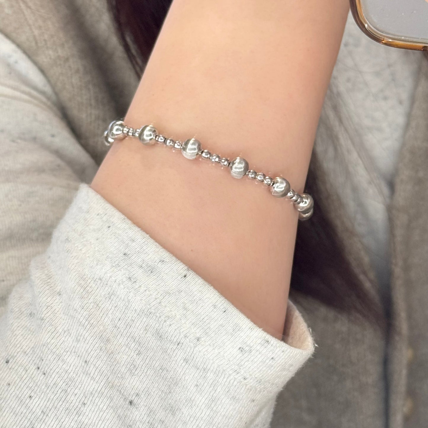 猫眼球Disco Beads Silver Bracelet