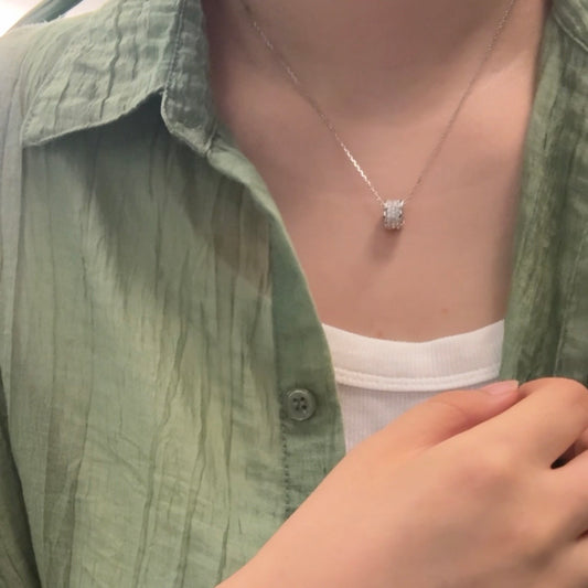 铂金Platinum Rolling Luck Pendant