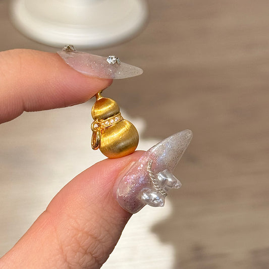 Lucky Hulu Pendant Necklace