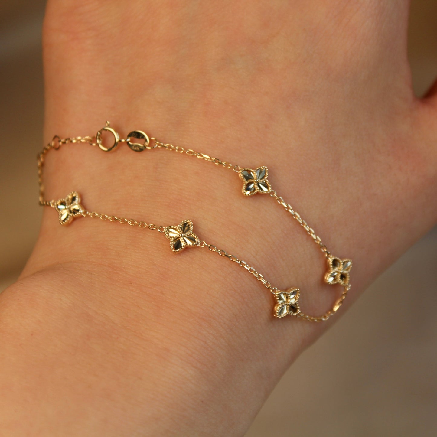 14K Solid Gold Clover Bracelet 双面车花工艺