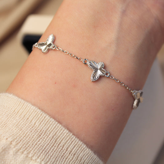 车花工艺Laser Shine Butterflies Silver Bracelet