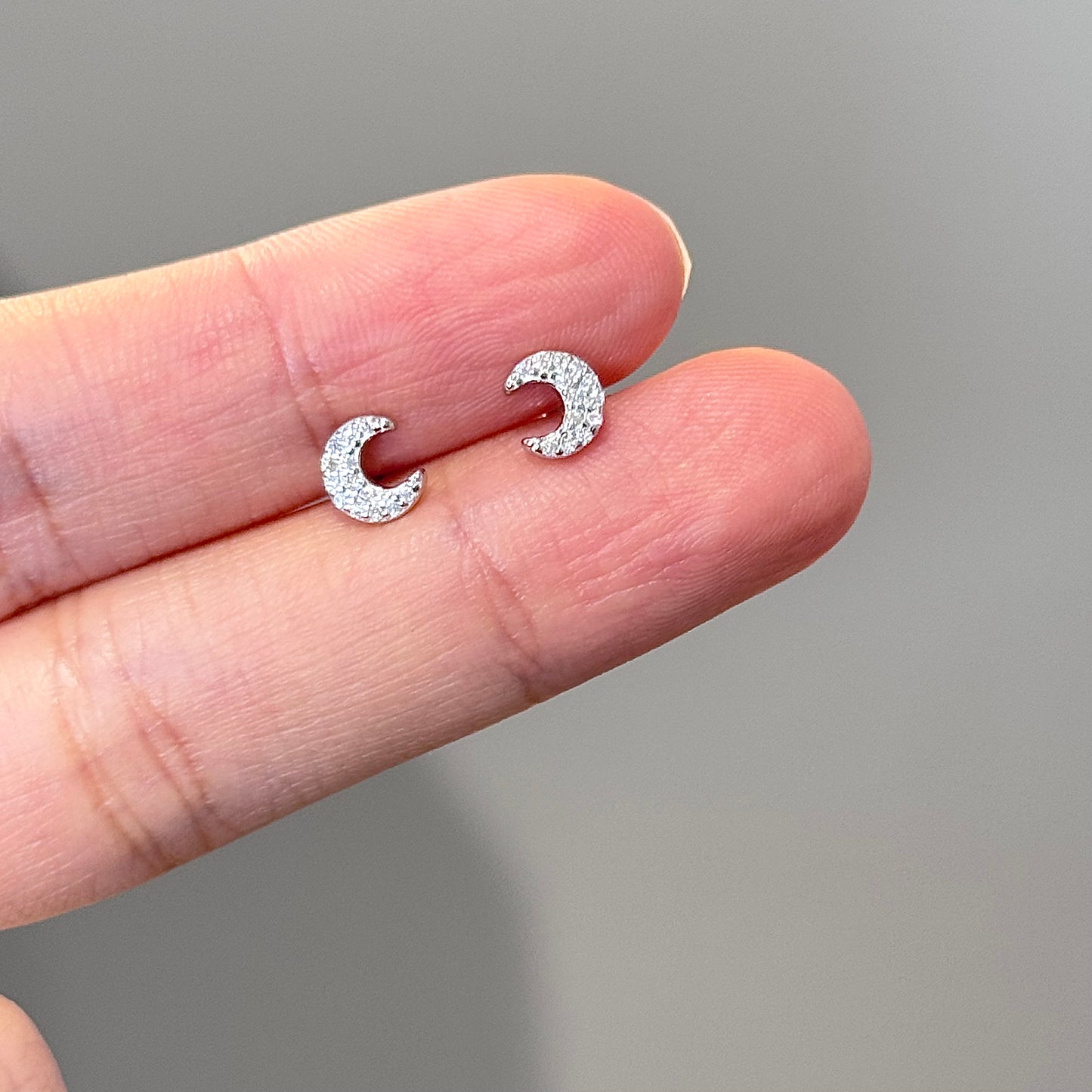 Mini Sparkling Moon Moissanite Earrings