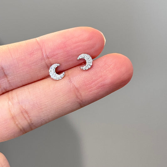 Mini Sparkling Moon Moissanite Earrings
