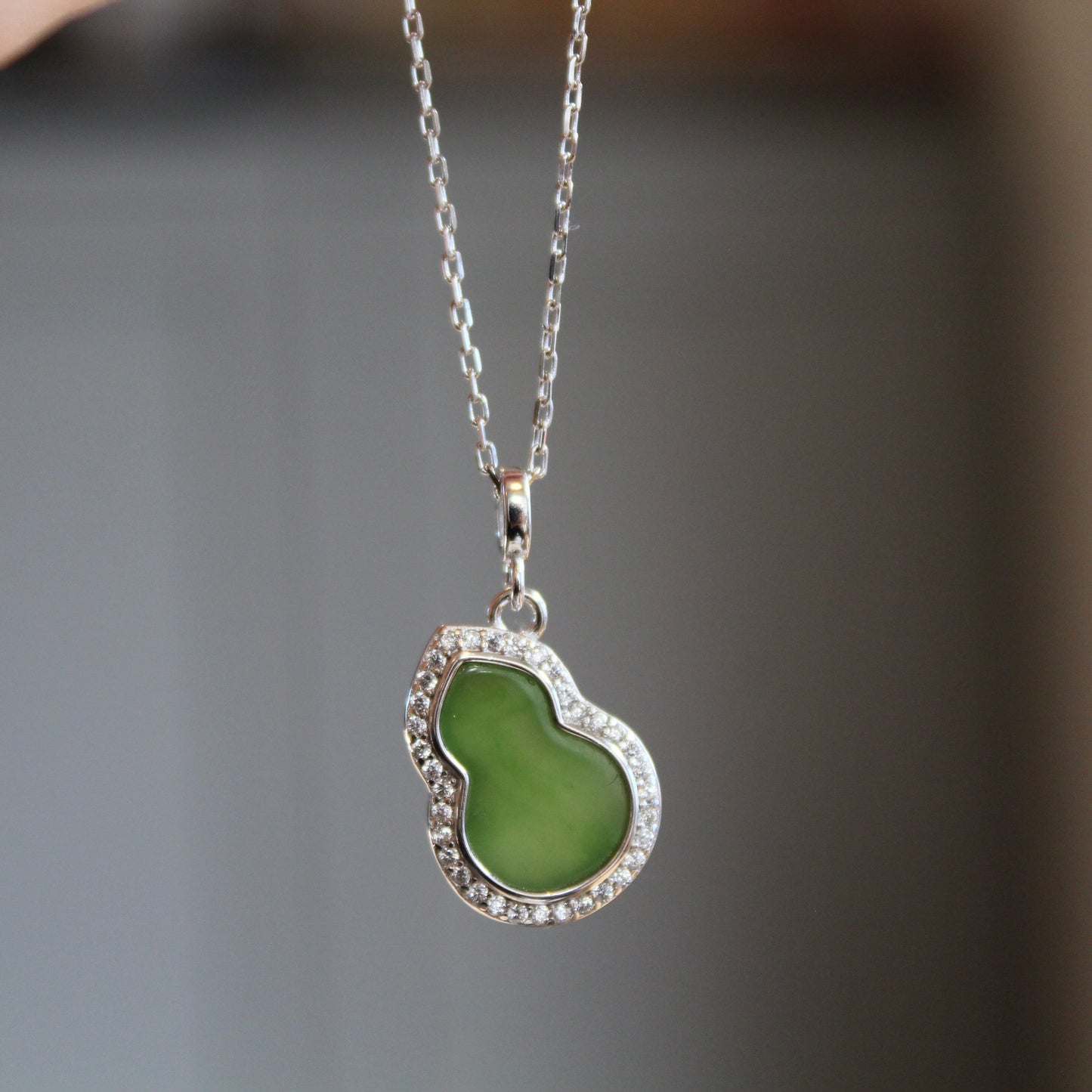 Natural Green Jade Hulu Necklace