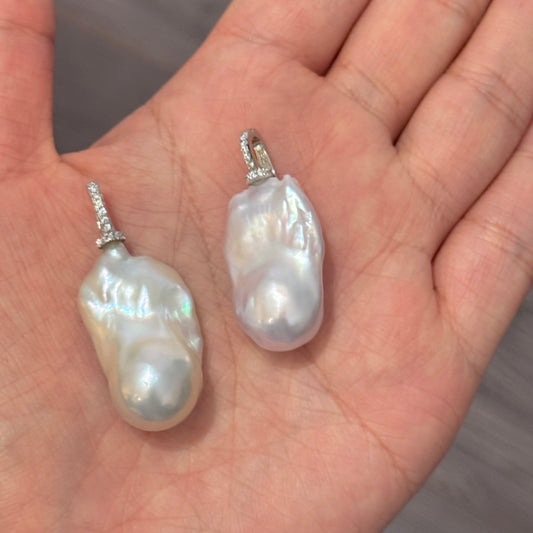 Natural Baroque Pendant Necklace