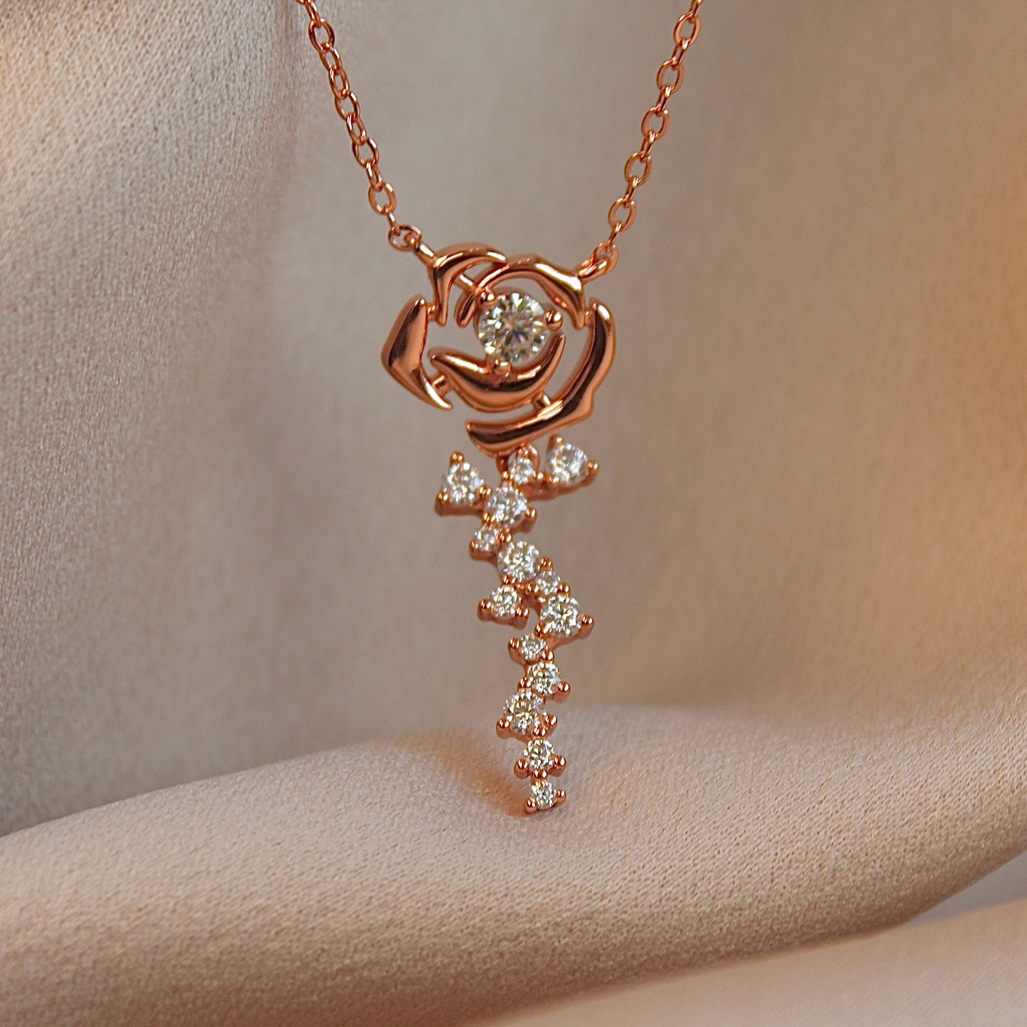 Never-Fading Rose Moissanite Necklace