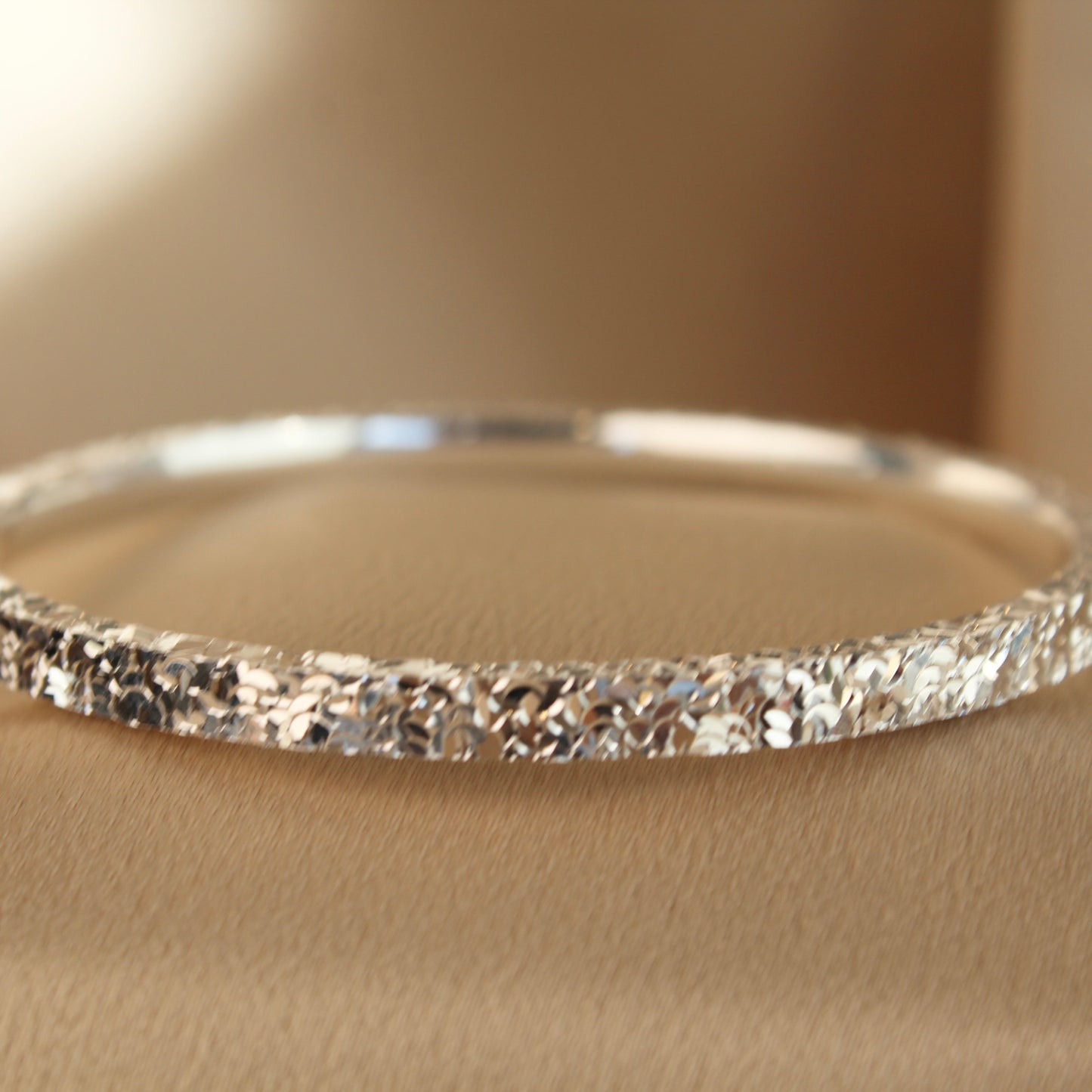 碎冰冰实心Sparkling Crushed Ice Silver Bangle Bracelet