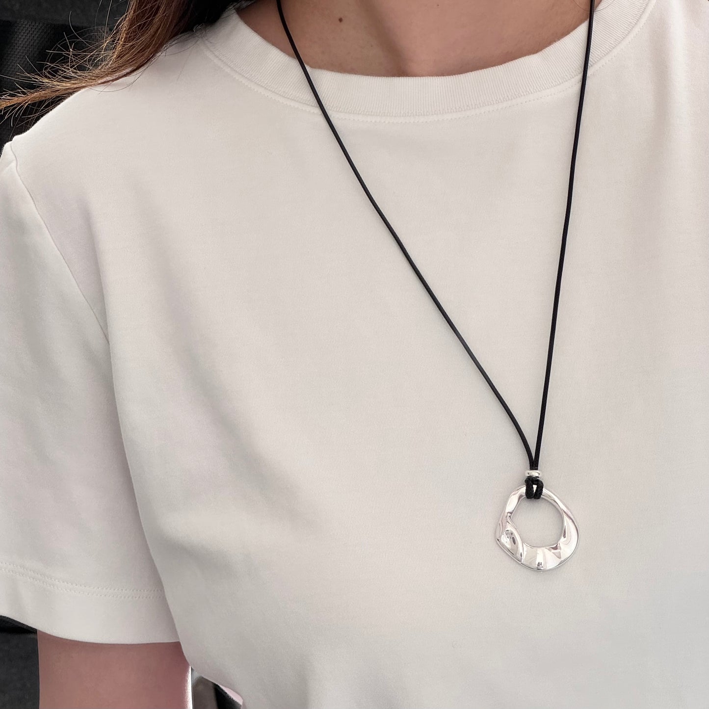 Minimal Loop Silver Necklace