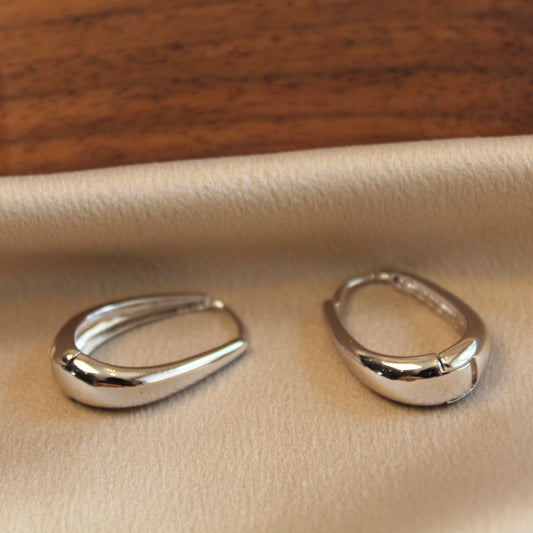 U-Shape Hoop Earrings