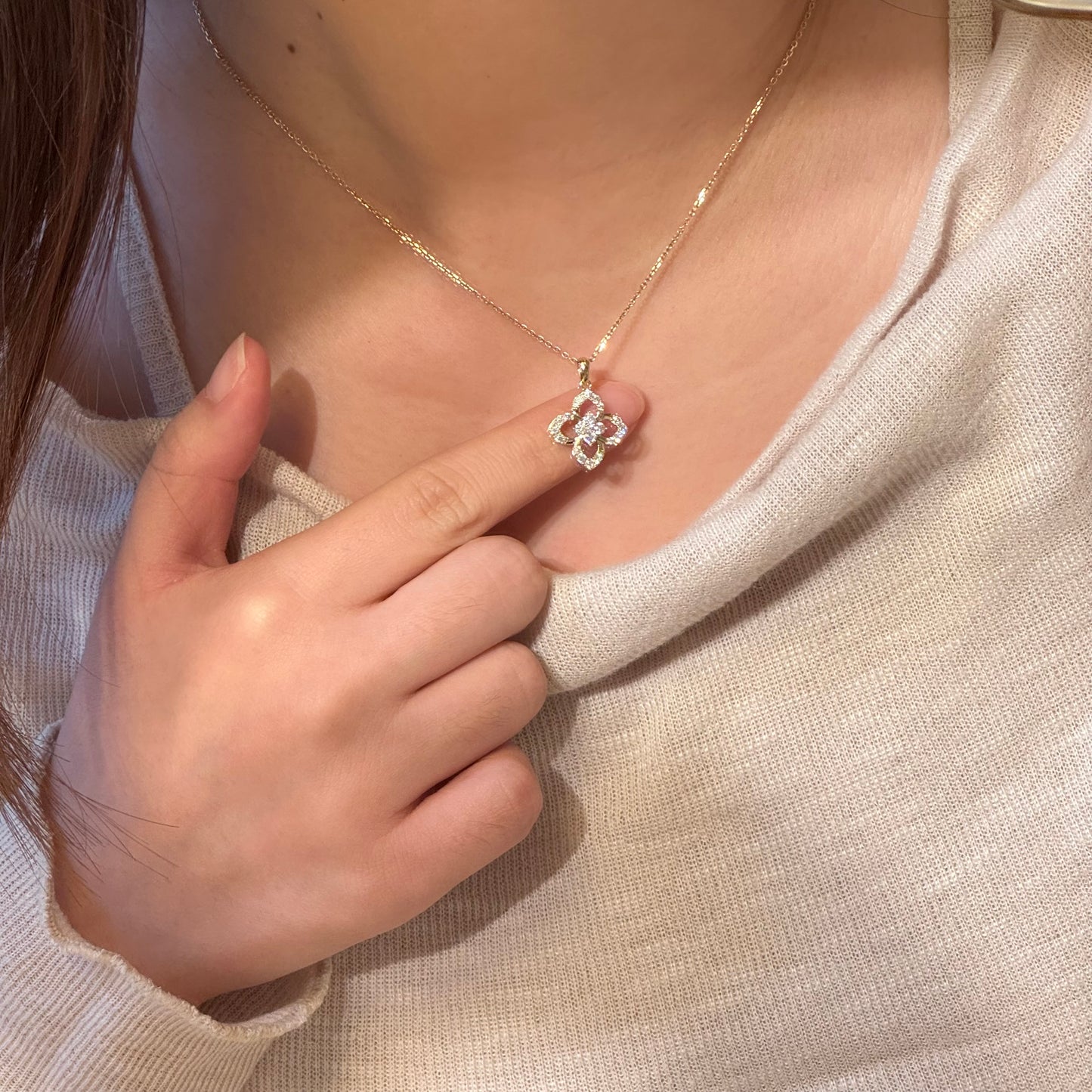 14K Solid Gold Clover Pendant