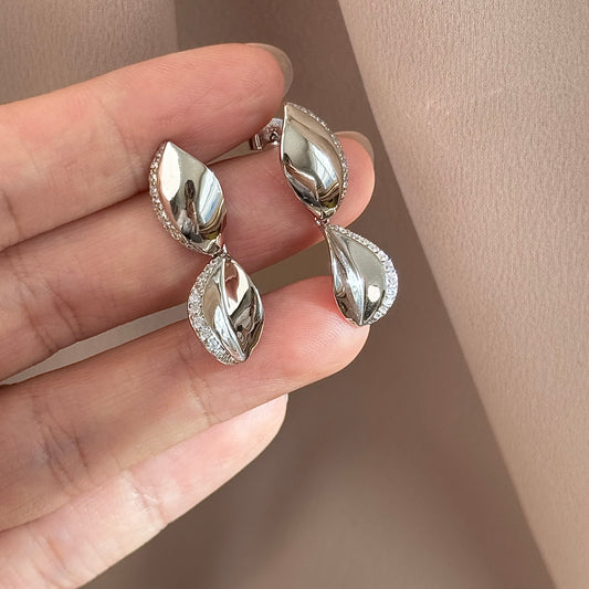 Twisted Mirror Finish Earrings