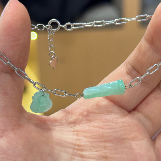Lucky Pocket Natural Green Jadeite Bracelet