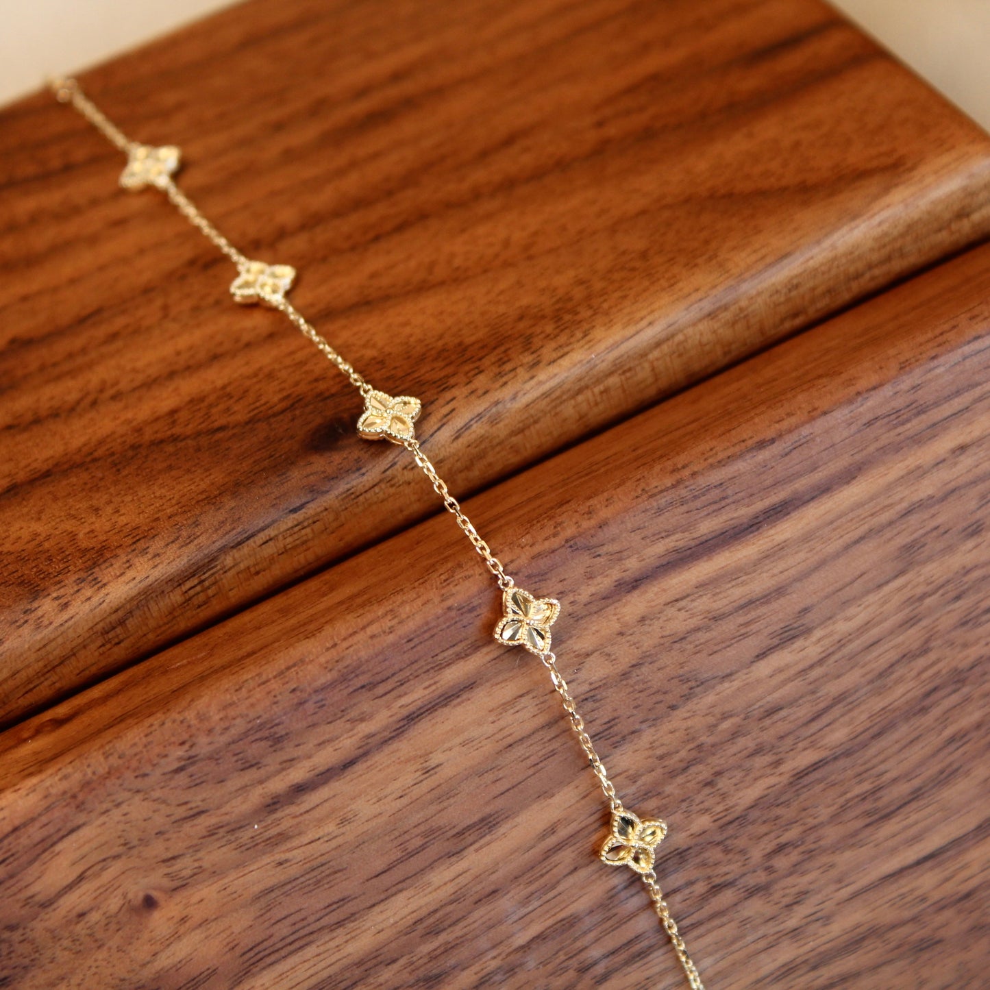 14K Solid Gold Clover Bracelet 双面车花工艺