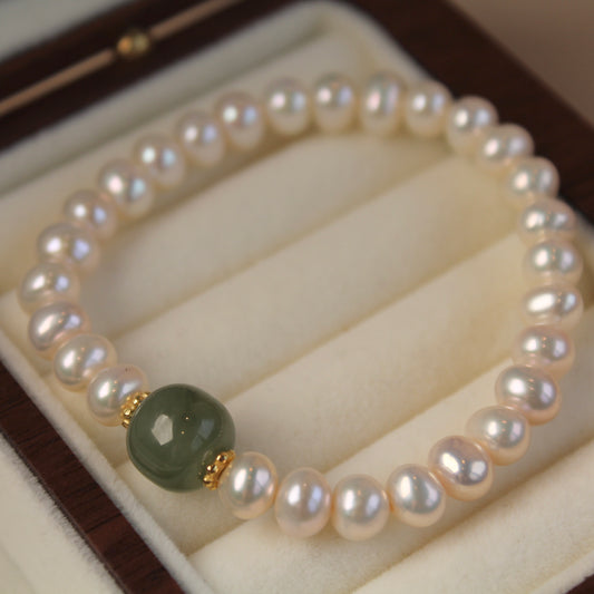 Natural Pearl and Jade Bracelet